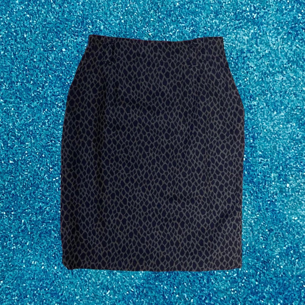 80s VINTAGE GERMAN SKIRT